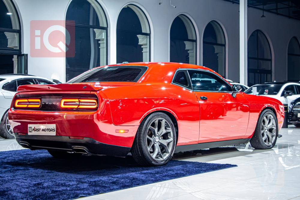 Dodge Challenger